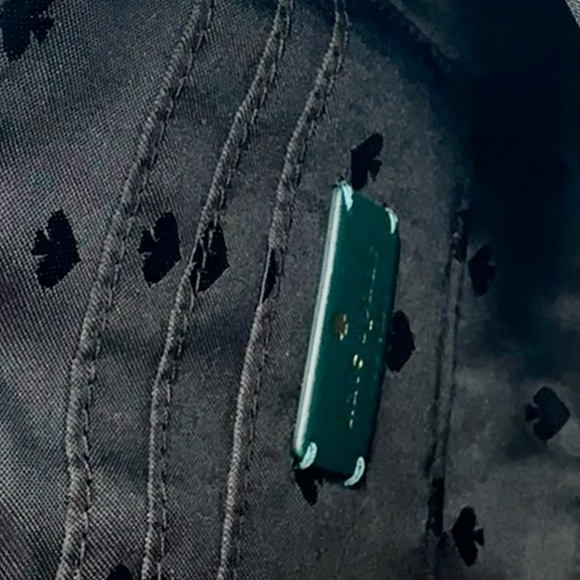 Kate Spade Chelsea The Little Better Monstera Leaves Nylon Wristlet Green NWT - Picture 16 of 16